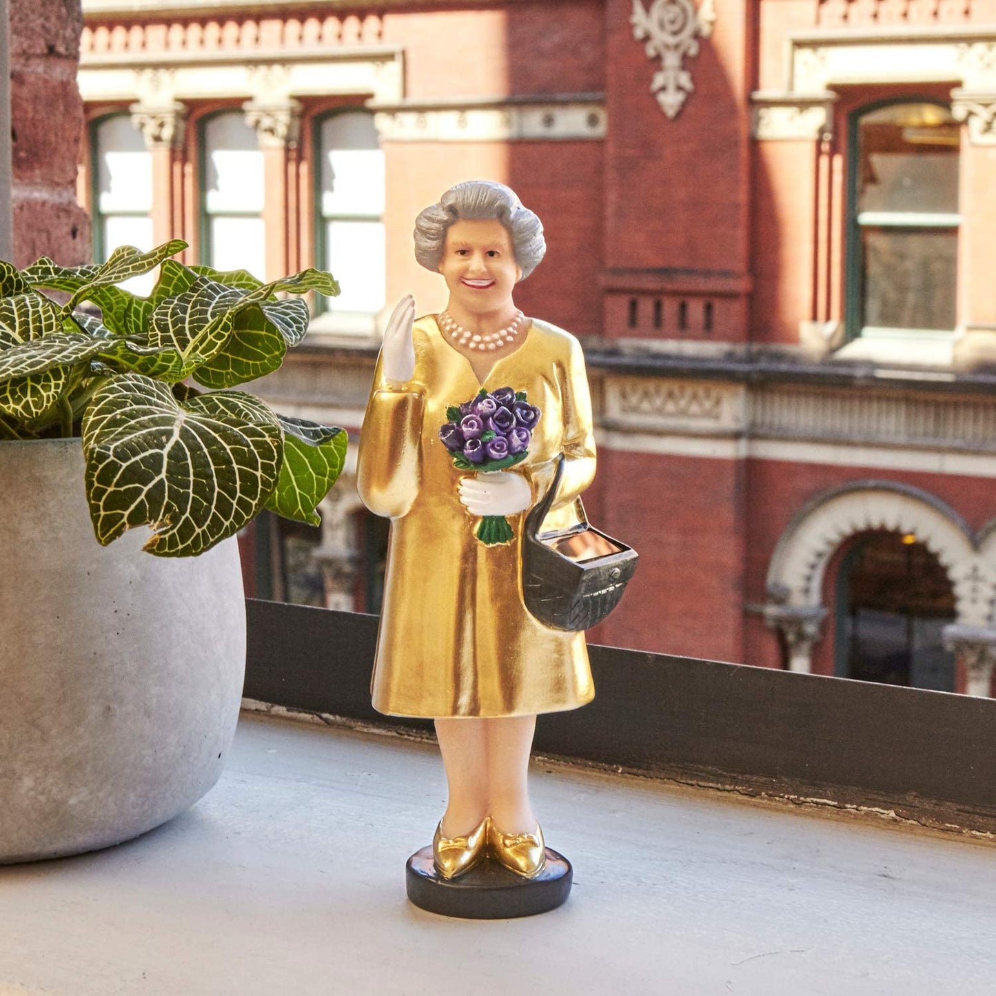 ソーラークイーン ゴールド KIKKERLAND